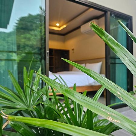 Bang Po Hut Hotel Ban Bang Po Exterior foto